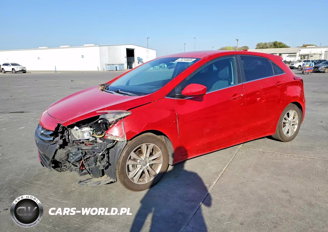 2013 Hyundai Elantra Gt Base – zdjęcie 1 z 13