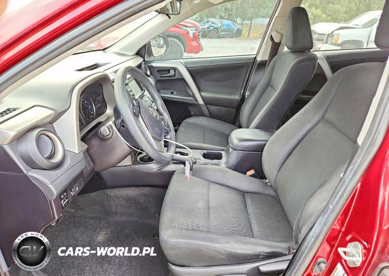 2018 Toyota Rav4 Le VIN:2T3ZFREV8JW486407 - 7