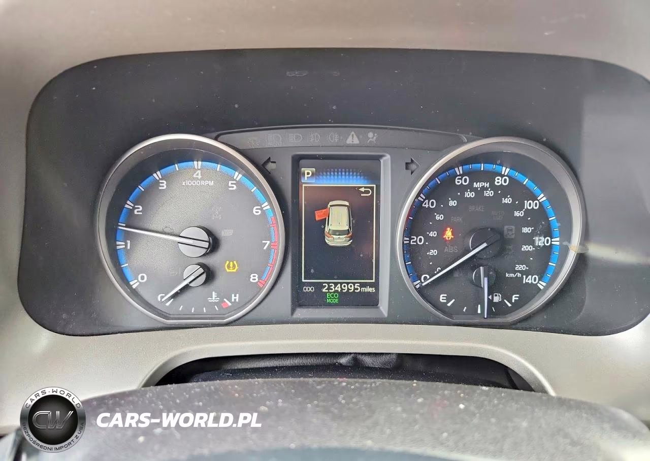 2018 Toyota Rav4 Le VIN:2T3ZFREV8JW486407 - 9