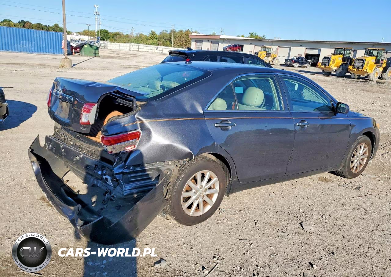 2011 Toyota Camry Xle VIN:4T1BF3EK1BU207149 - 3