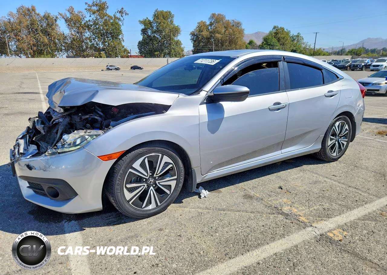 2017 Honda Civic Ex VIN:2HGFC1F37HH647593 - 1