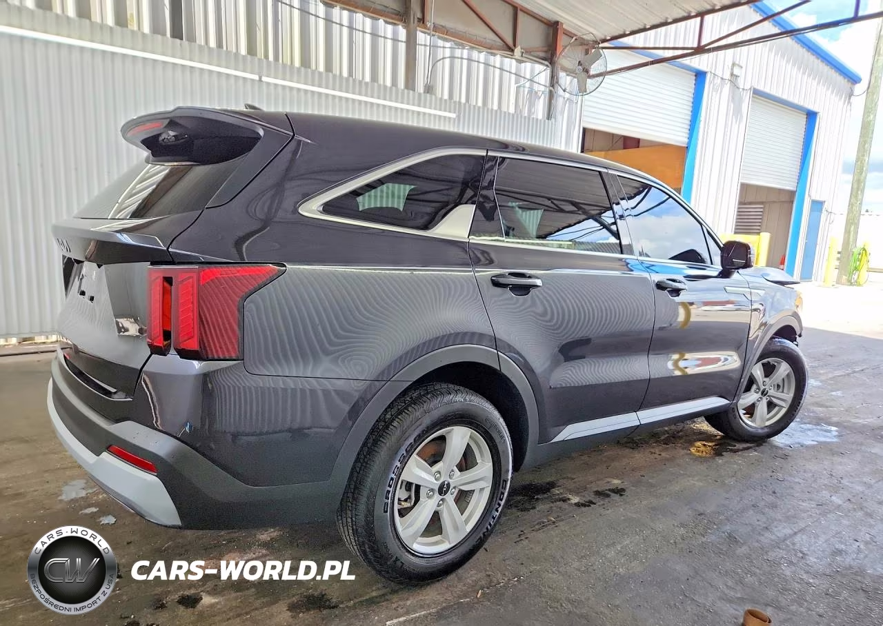 2026 Kia Sorento Lx VIN:5XYRG4JC6TG451600 - 3