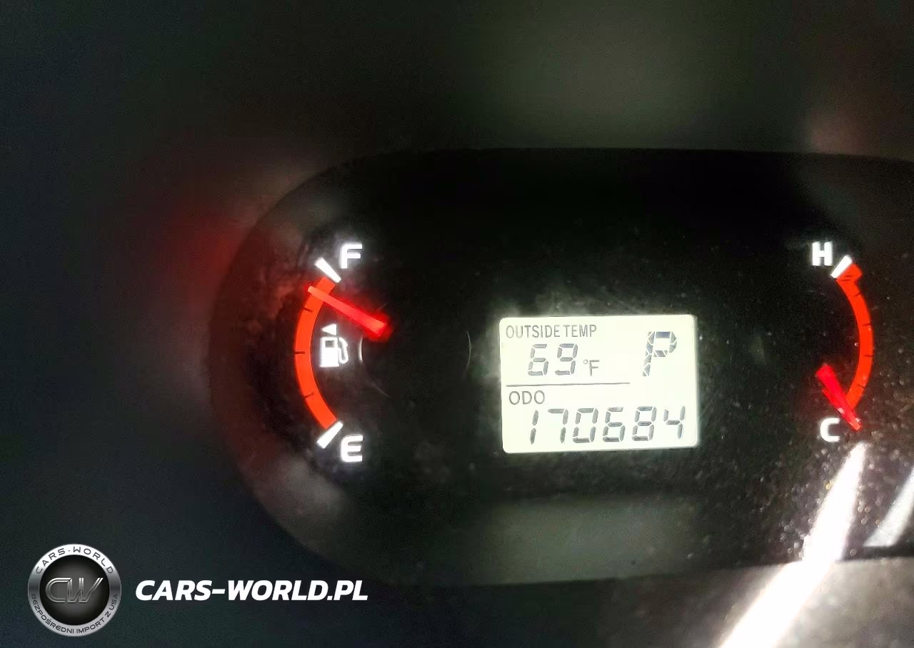 2009 Toyota Matrix Base VIN:2T1KU40E69C038996 - 9