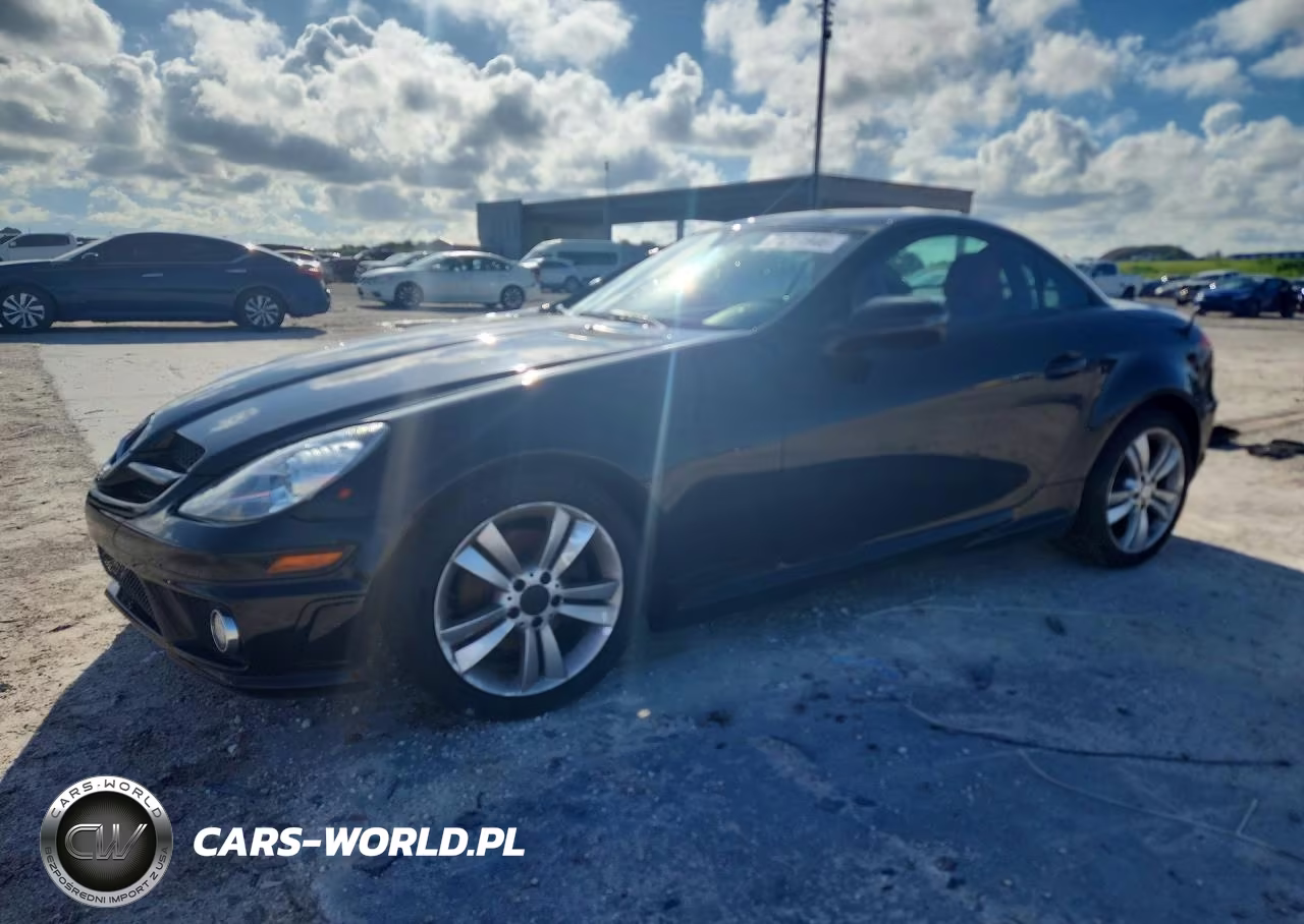 2011 Mercedes-Benz Slk 300 VIN:WDBWK5EA6BF241059 - 1