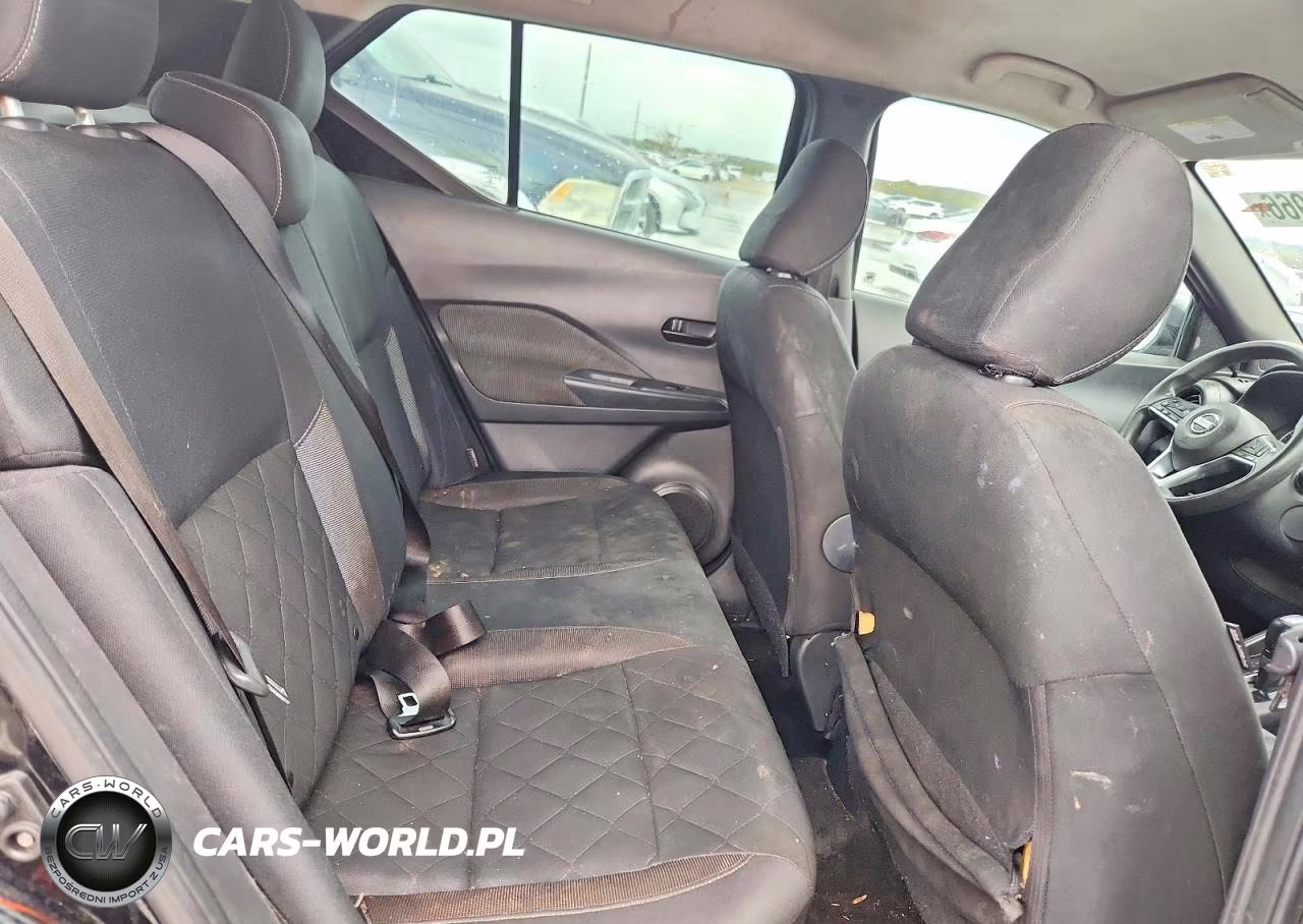 2020 Nissan Kicks S VIN:3N1CP5BV0LL483871 - 10