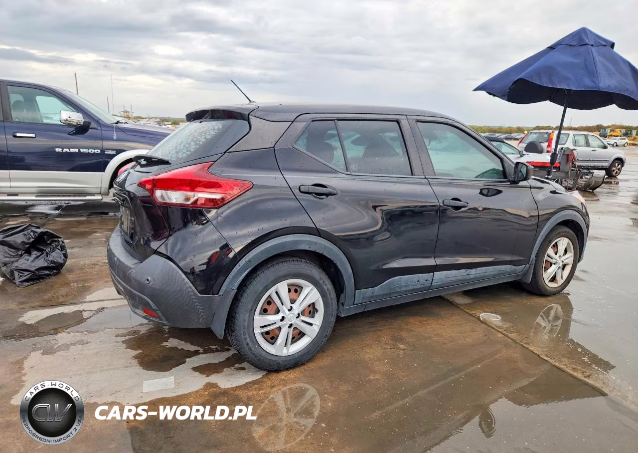 2020 Nissan Kicks S VIN:3N1CP5BV0LL483871 - 3
