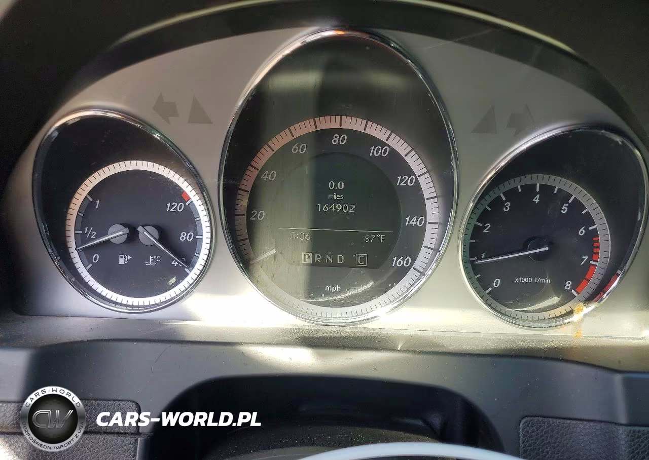 2010 Mercedes-Benz C 300 4Matic VIN:WDDGF8BB5AR093448 - 9