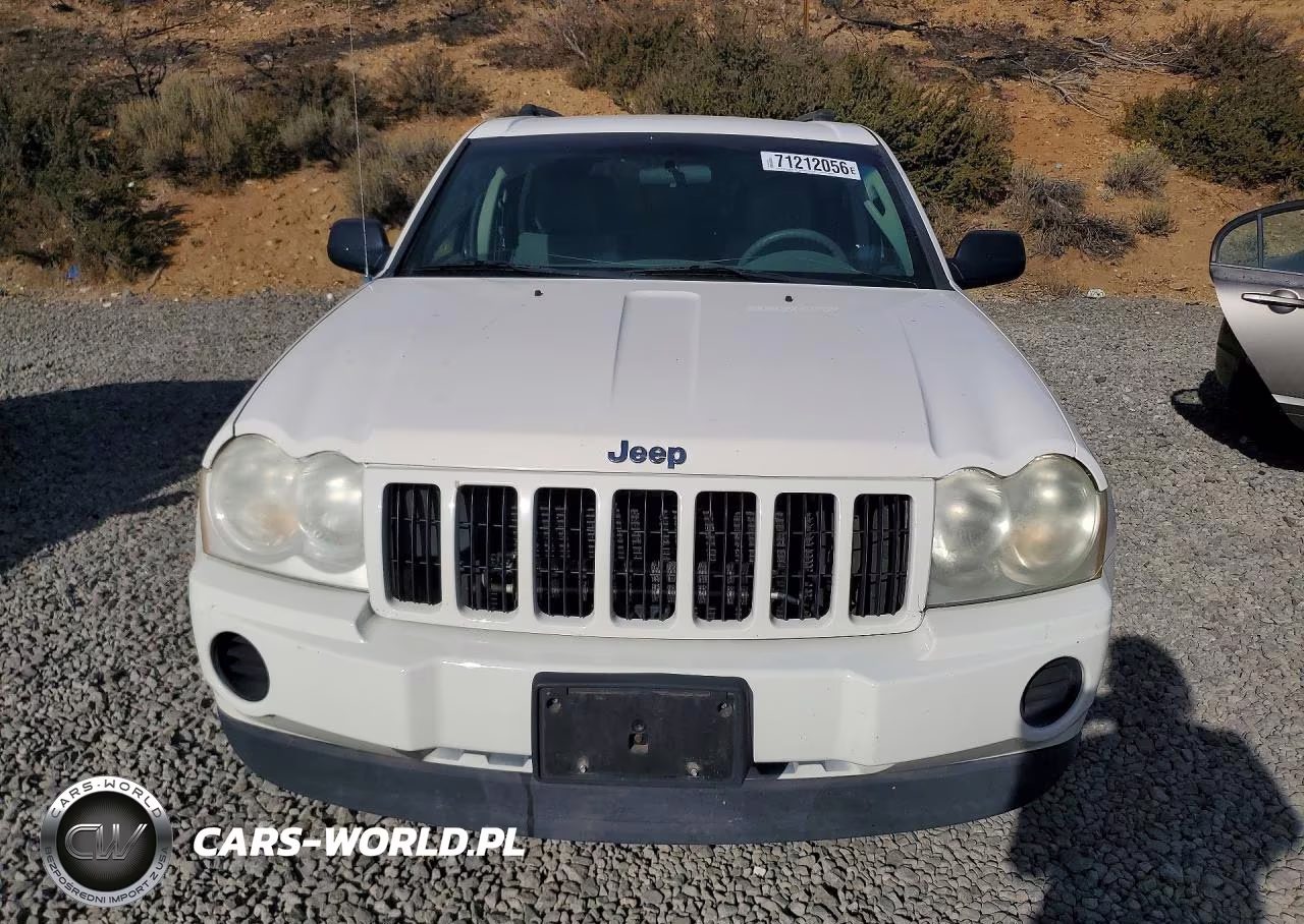 2005 Jeep Grand Cherokee VIN:1J4GR48KX5C604897 - 5