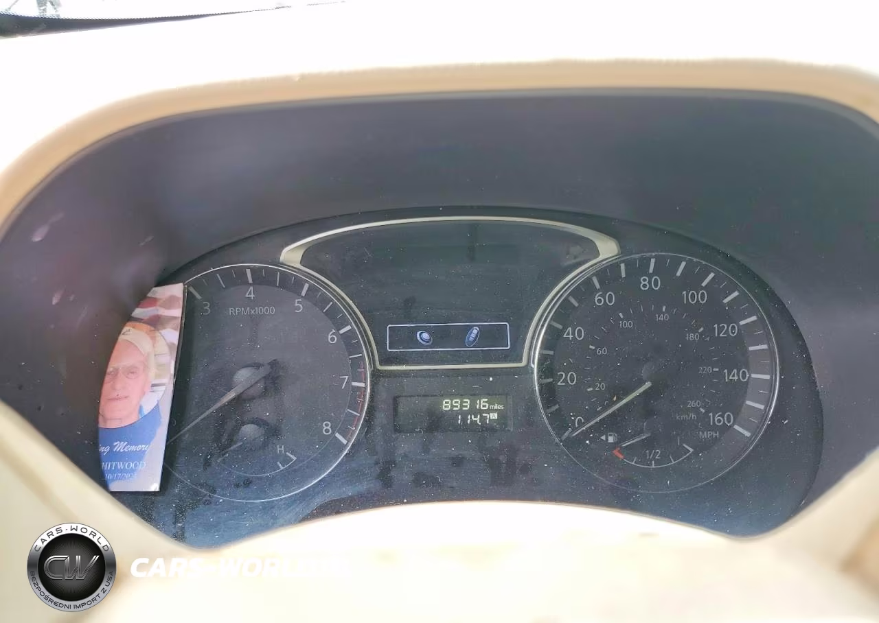 2015 Nissan Pathfinder S VIN:5N1AR2MM7FC679982 - 9