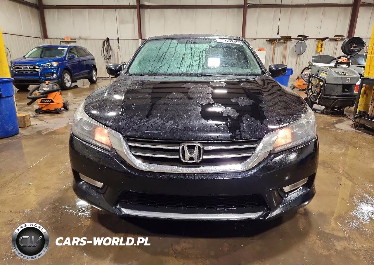 2015 Honda Accord Sport VIN:1HGCR2F56FA088705 - 5