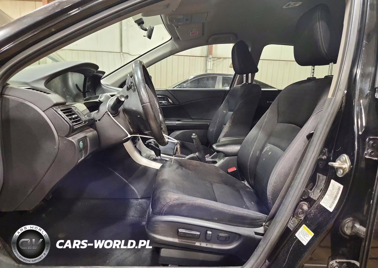 2015 Honda Accord Sport VIN:1HGCR2F56FA088705 - 7