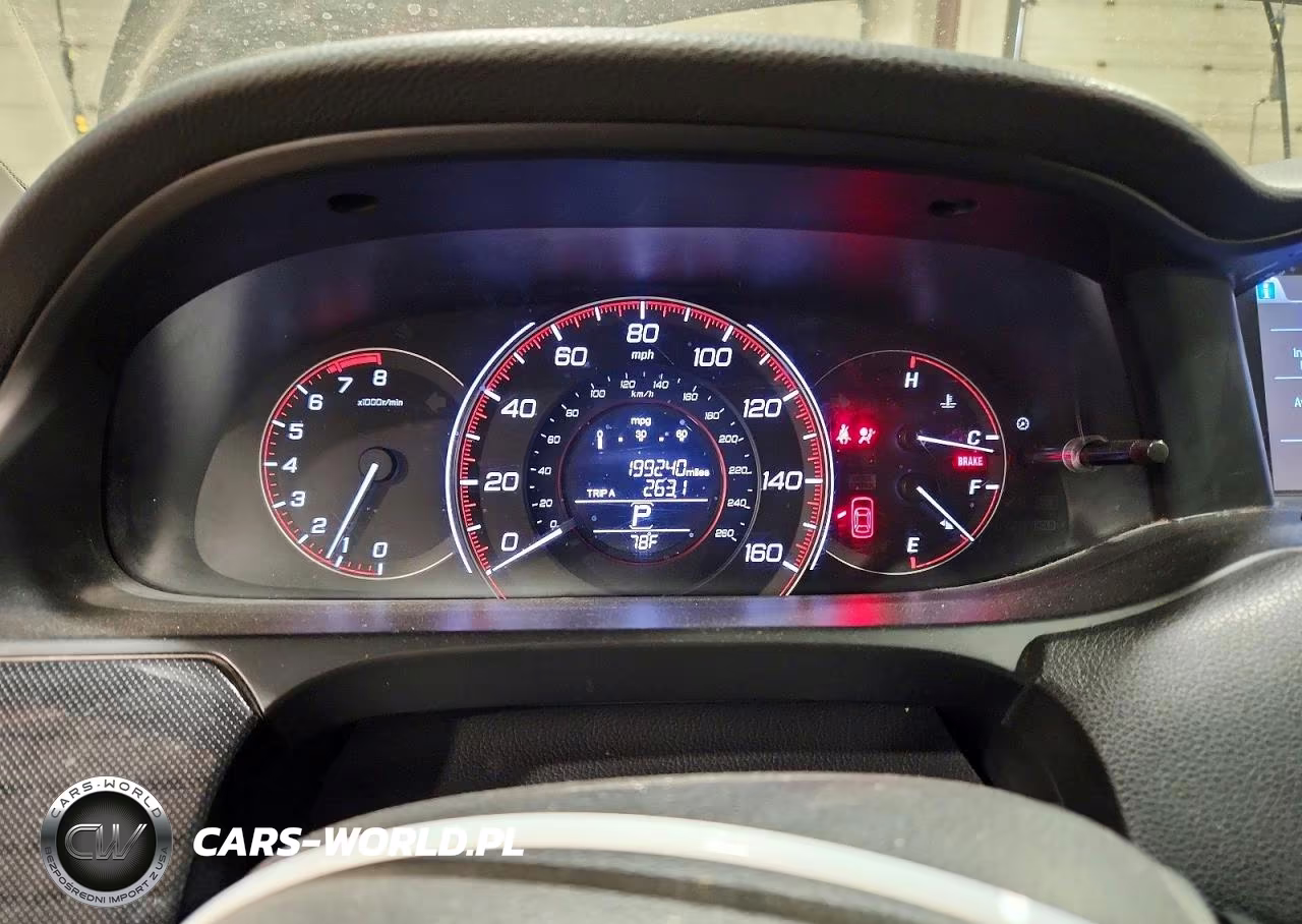 2015 Honda Accord Sport VIN:1HGCR2F56FA088705 - 9