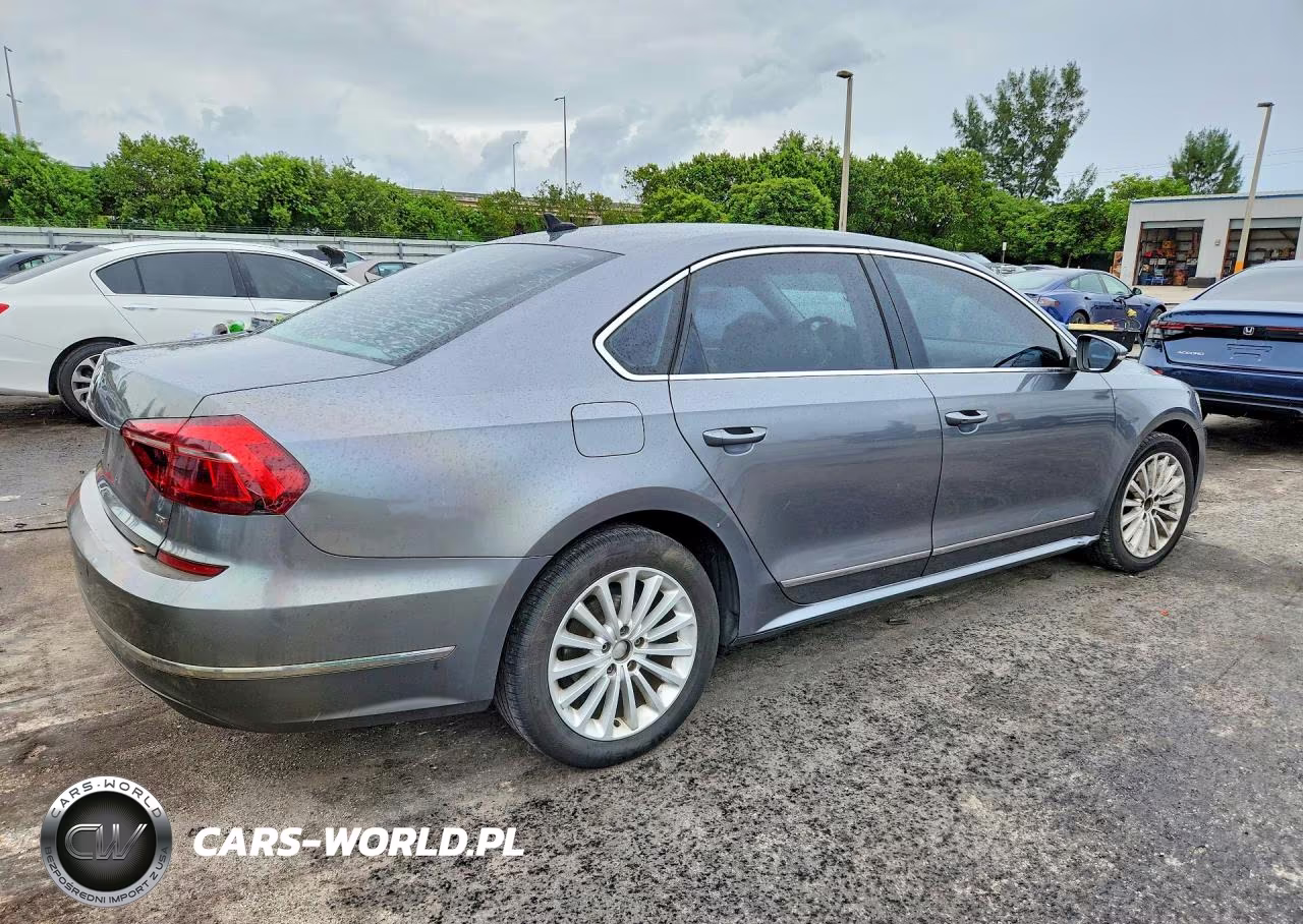 2017 Volkswagen Passat Se VIN:1VWBT7A31HC057283 - 3