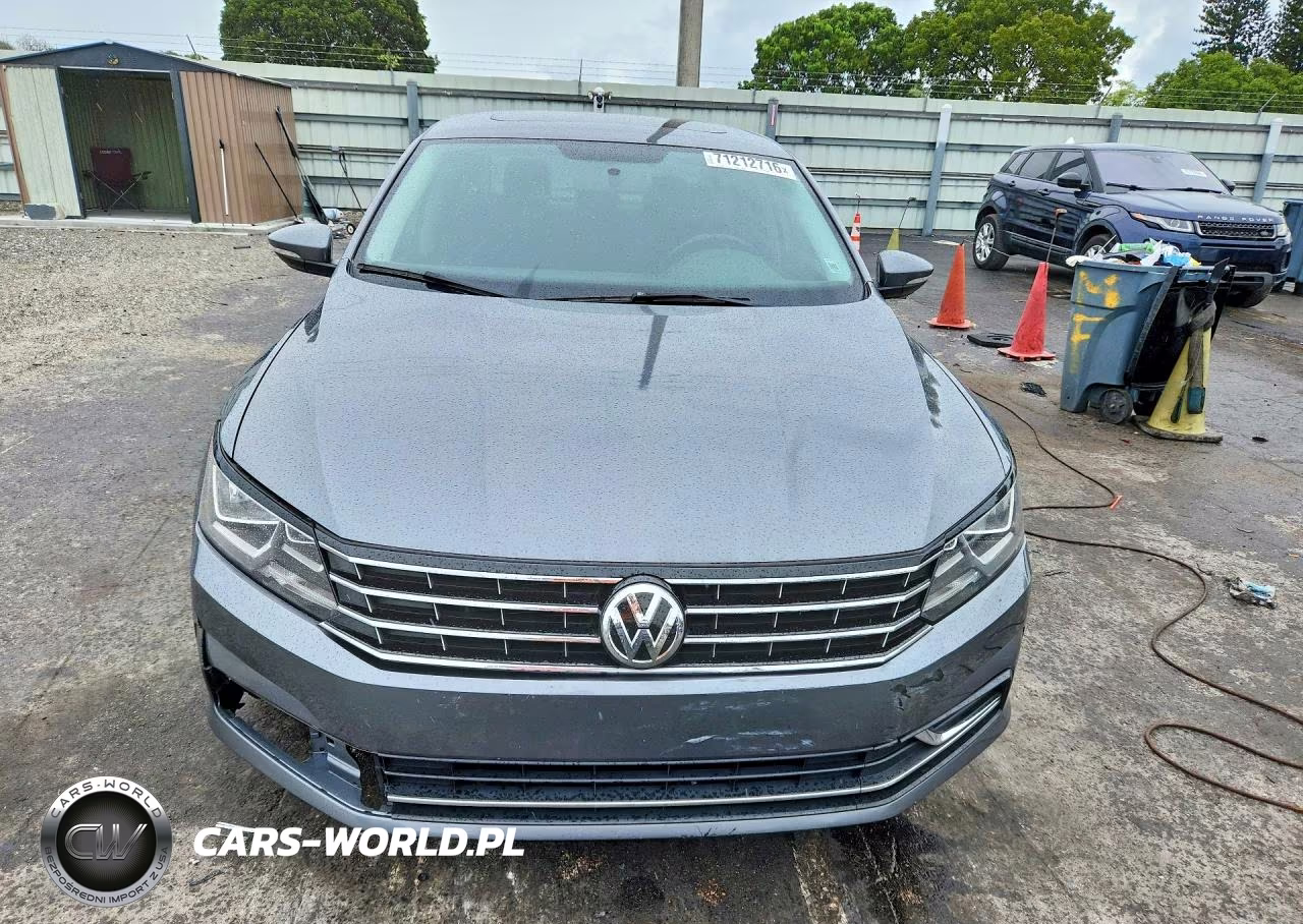 2017 Volkswagen Passat Se VIN:1VWBT7A31HC057283 - 5