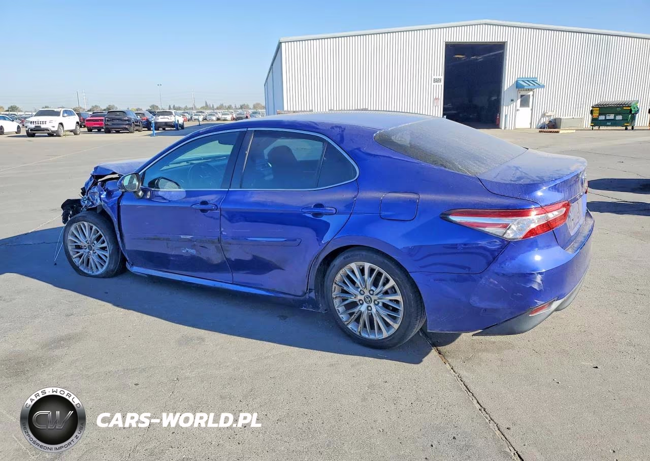 2018 Toyota Camry Xle VIN:4T1B11HK1JU540951 - 2