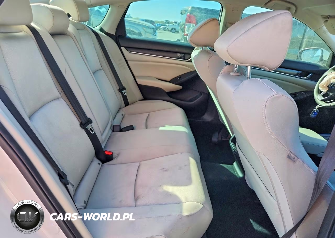 2019 Honda Accord Hybrid VIN:1HGCV3F18KA015828 - 10