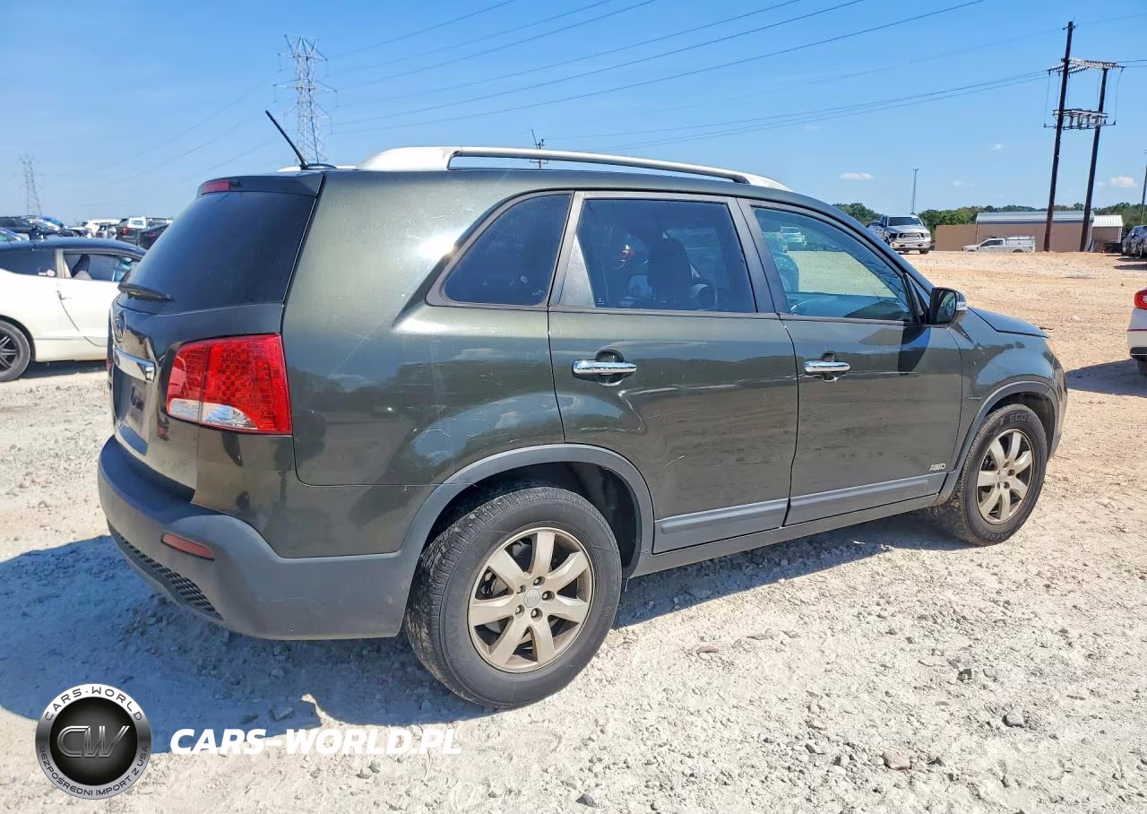 2012 Kia Sorento Lx VIN:5XYKTDA28CG224381 - 3