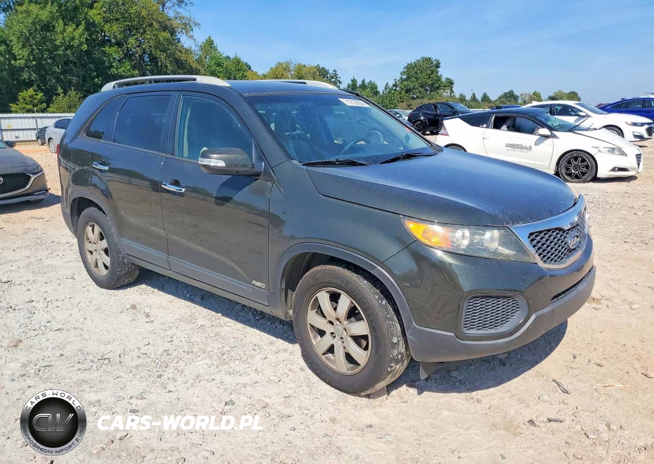 2012 Kia Sorento Lx VIN:5XYKTDA28CG224381 - 4
