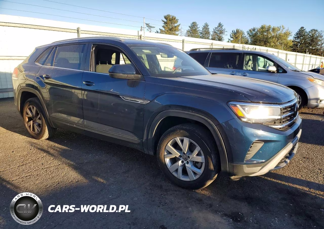2021 Volkswagen Atlas Cross Sport S VIN:1V2GC2CA0MC240688 - 4