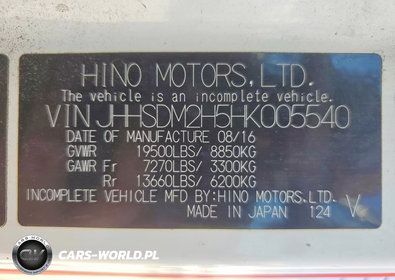 2017 Hino 195 Box Truck VIN:JHHSDM2H5HK005540 - 13