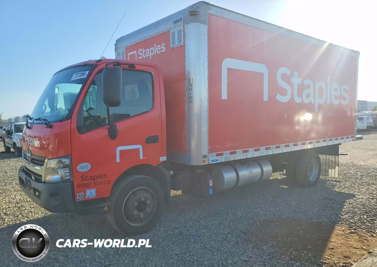 2017 Hino 195 – zdjęcie 1 z 13