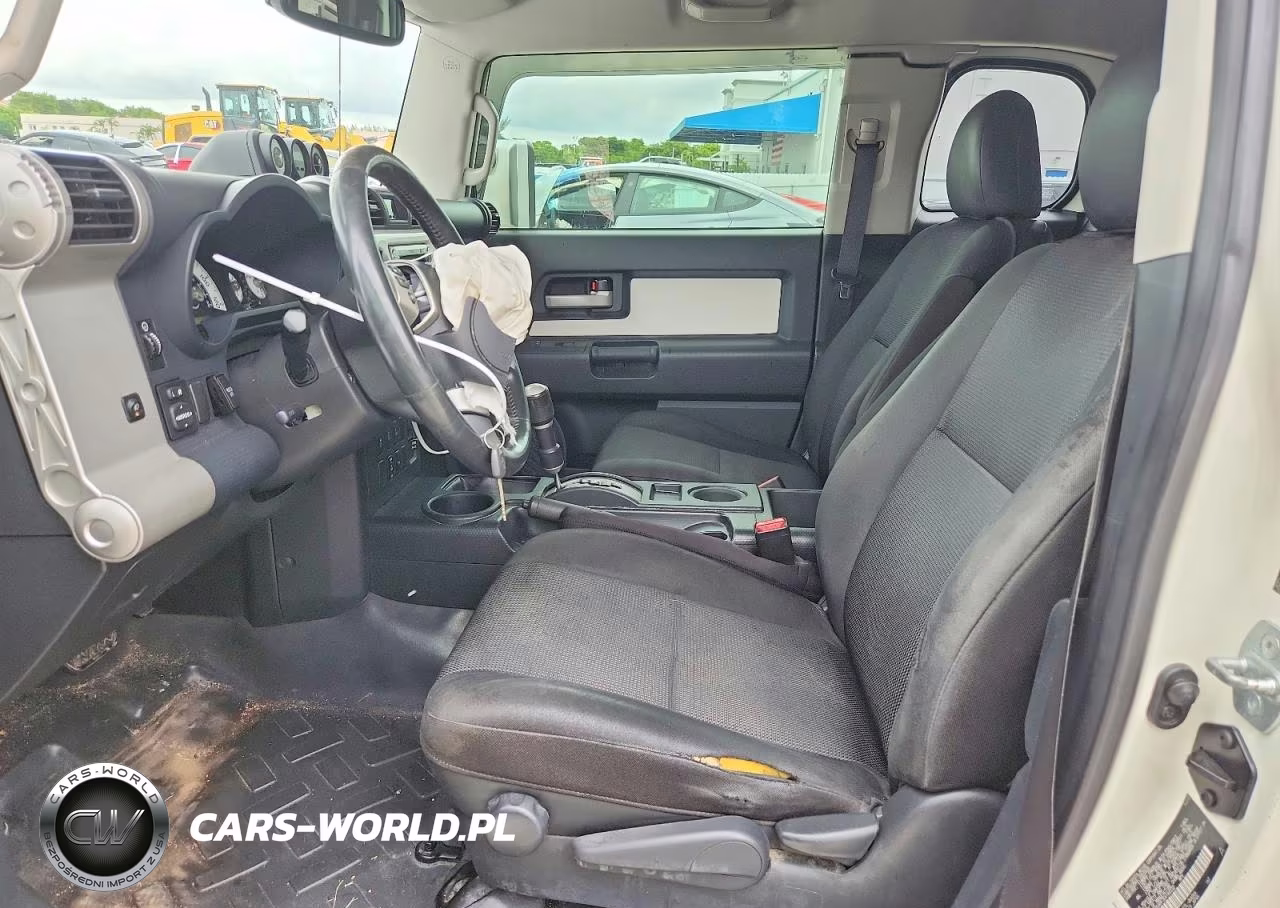 2014 Toyota Fj Cruiser Base VIN:JTEBU4BF3EK184332 - 7