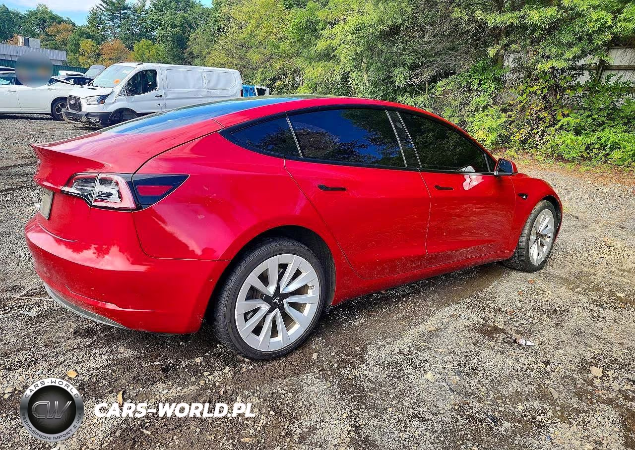 2022 Tesla Model 3 VIN:5YJ3E1EAXNF370418 - 3