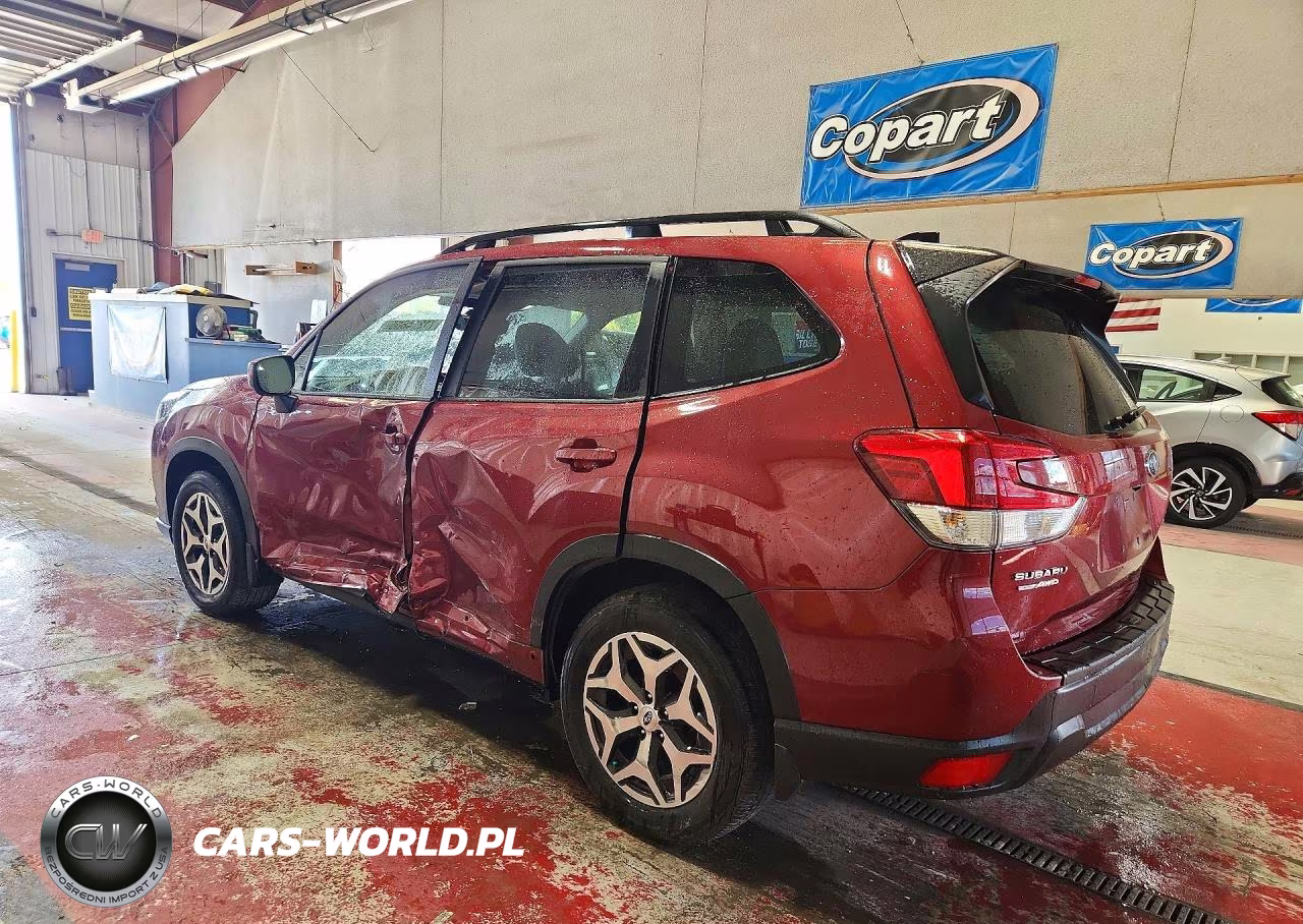 2024 Subaru Forester Premium VIN:JF2SKADC2RH414569 - 2