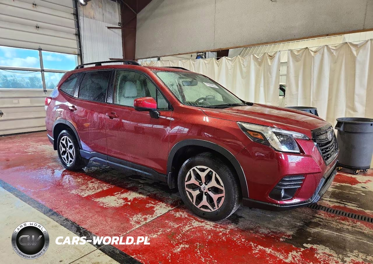 2024 Subaru Forester Premium VIN:JF2SKADC2RH414569 - 4