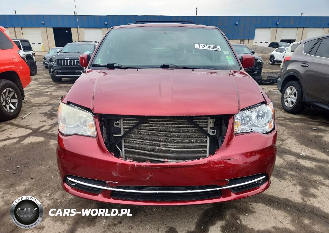 2013 Chrysler Town & Country Touring VIN:2C4RC1BG1DR517690 - 5