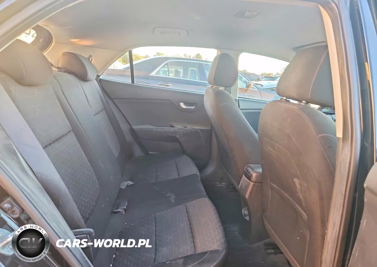 2020 Kia Rio 5-Door S VIN:3KPA25AD0LE348213 - 10