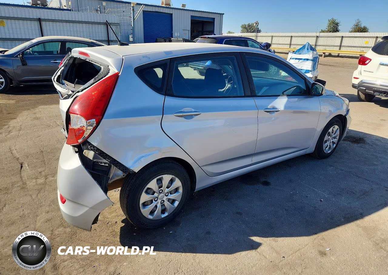 2017 Hyundai Accent Se VIN:KMHCT5AE1HU301565 - 3