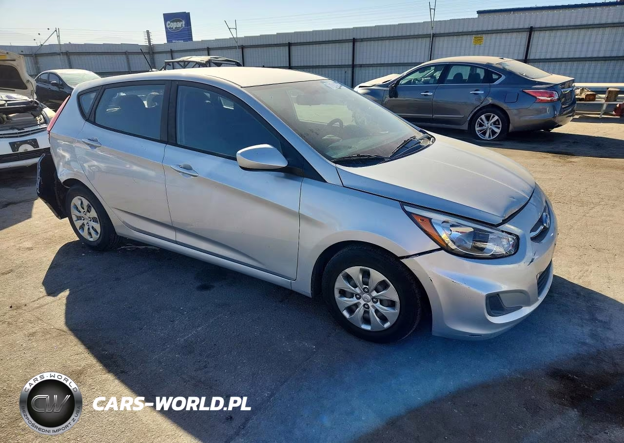 2017 Hyundai Accent Se VIN:KMHCT5AE1HU301565 - 4