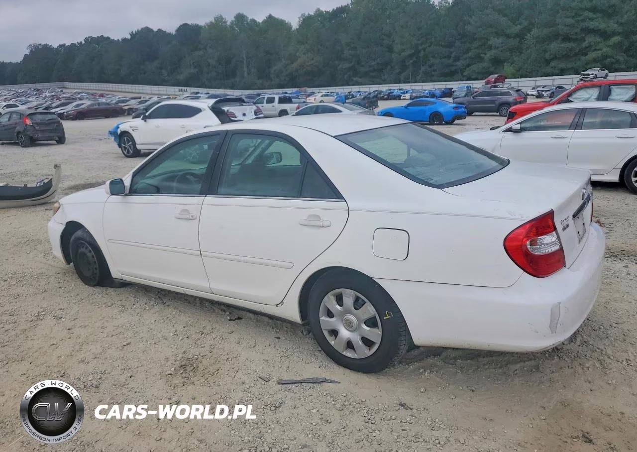 2002 Toyota Camry Le VIN:4T1BE32KX2U040782 - 2