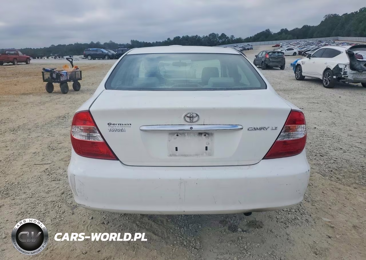 2002 Toyota Camry Le VIN:4T1BE32KX2U040782 - 6