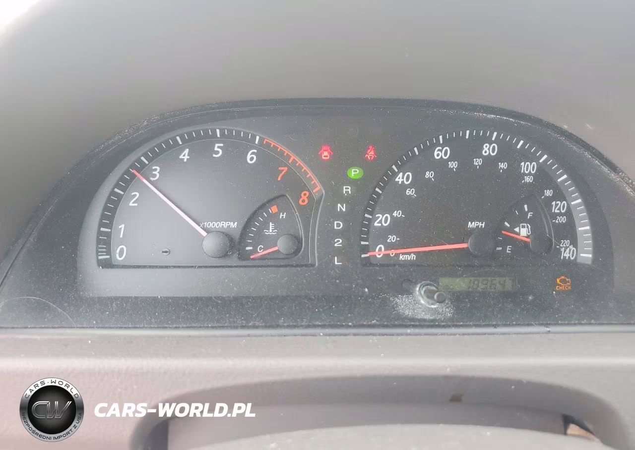 2002 Toyota Camry Le VIN:4T1BE32KX2U040782 - 9