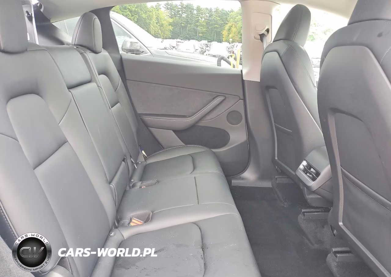 2023 Tesla Model Y VIN:7SAYGDEE4PA115478 - 11