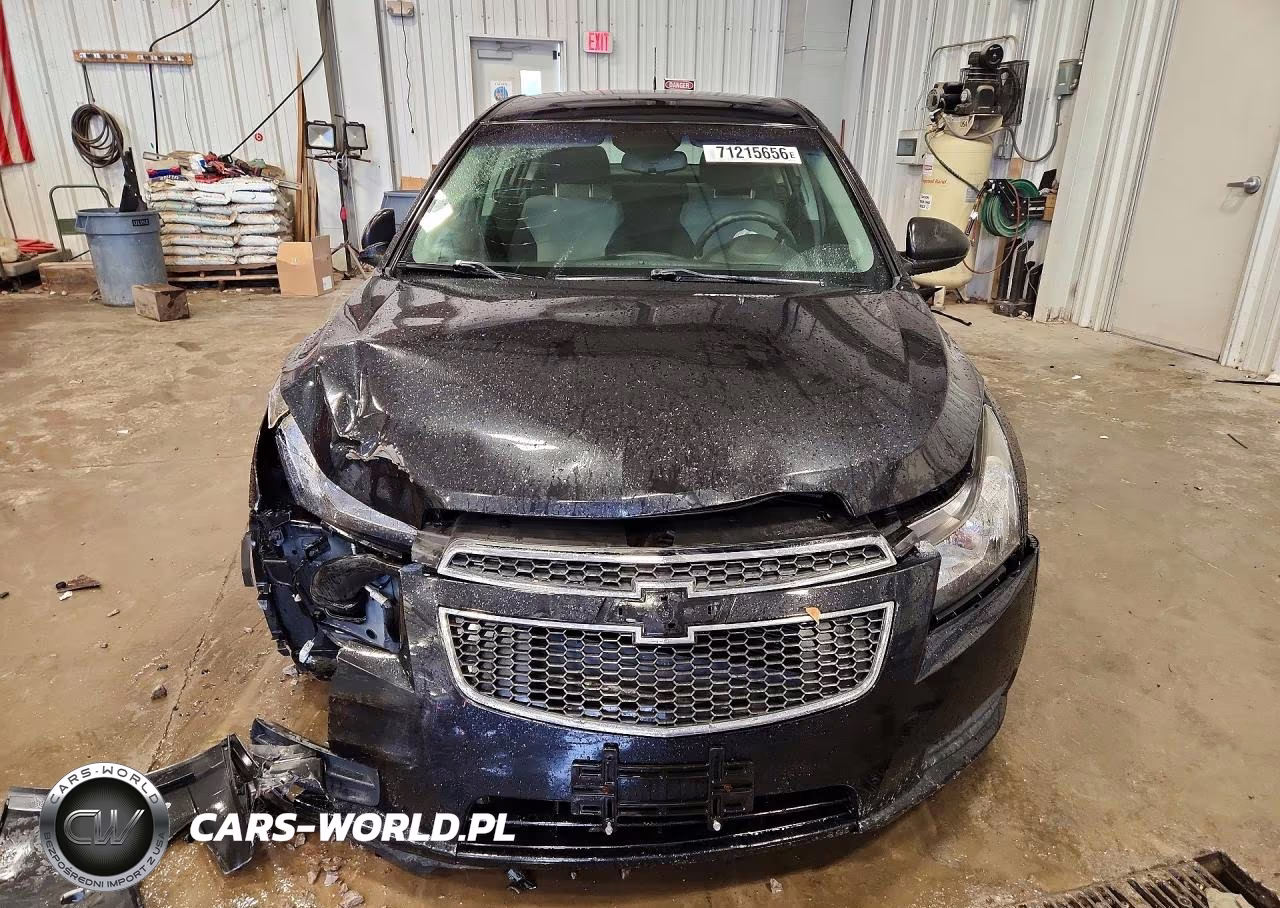 2012 Chevrolet Cruze Ls VIN:1G1PC5SHXC7262229 - 5