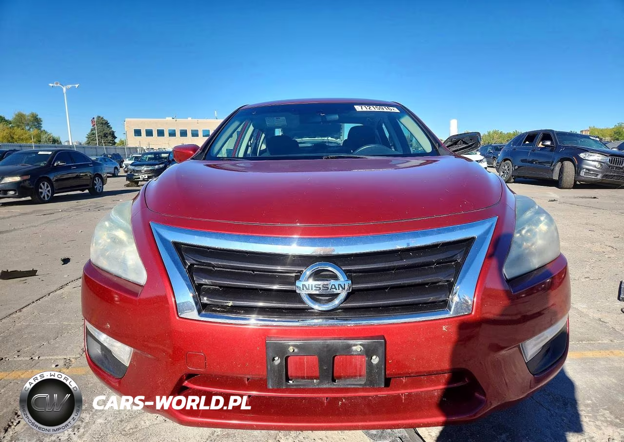 2015 Nissan Altima 2.5 S VIN:1N4AL3AP2FN921579 - 5