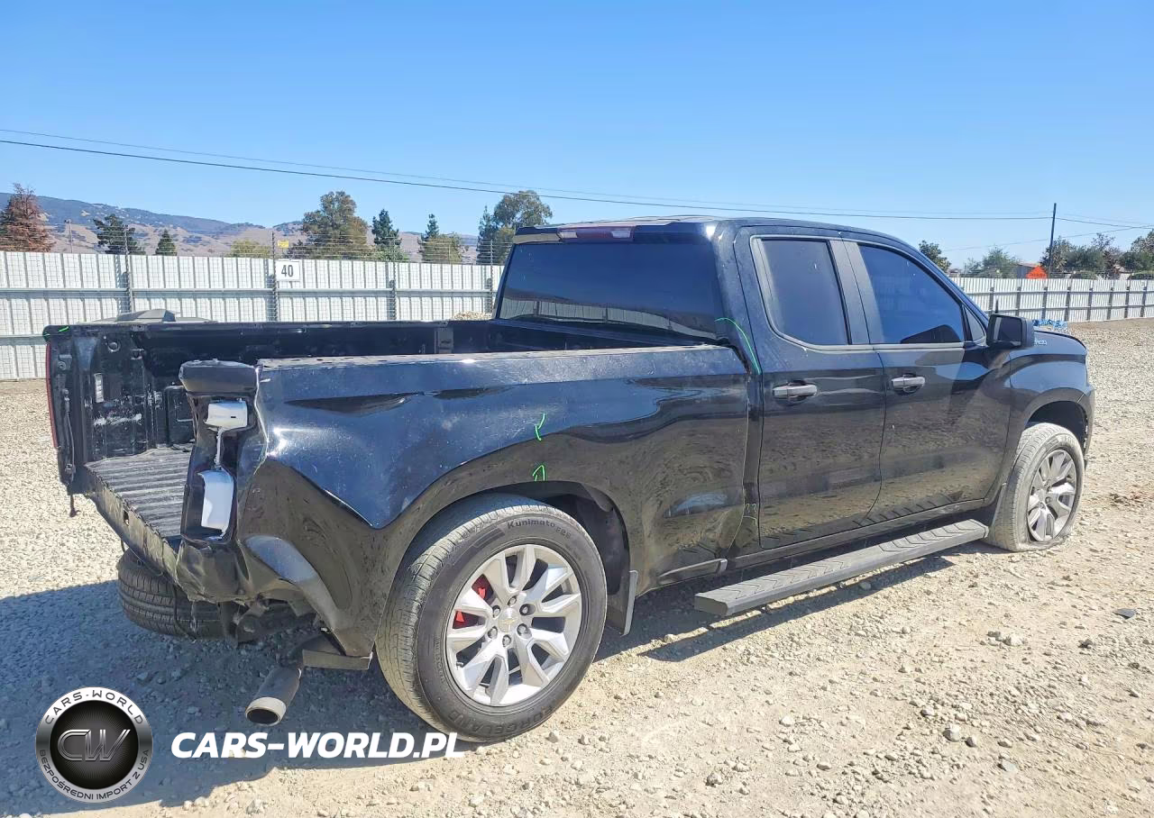 2021 Chevrolet Silverado C1500 Custom VIN:1GCRWBEH3MZ182200 - 3