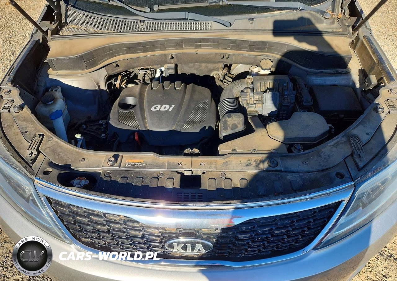 2015 Kia Sorento Lx VIN:5XYKTCA60FG653726 - 11