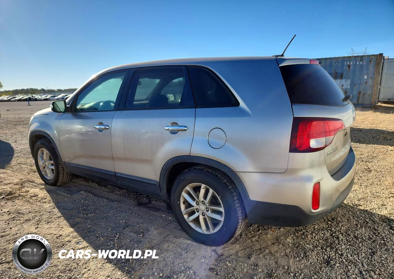 2015 Kia Sorento Lx VIN:5XYKTCA60FG653726 - 2