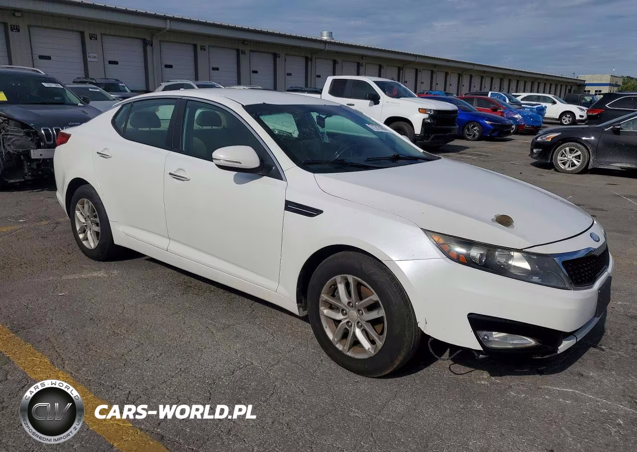 2013 Kia Optima Lx VIN:5XXGM4A71DG236845 - 4