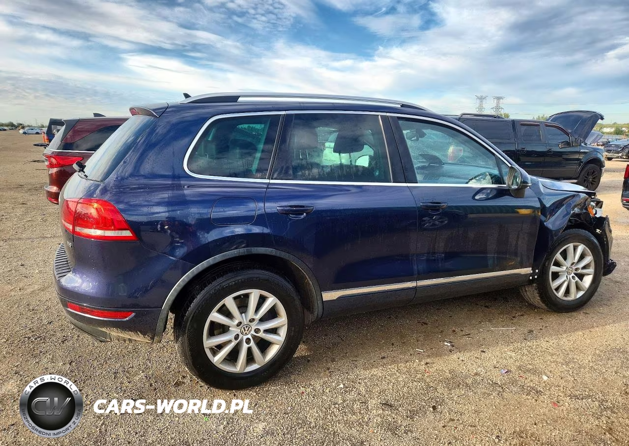 2013 Volkswagen Touareg V6 VIN:WVGEF9BPXDD004313 - 3