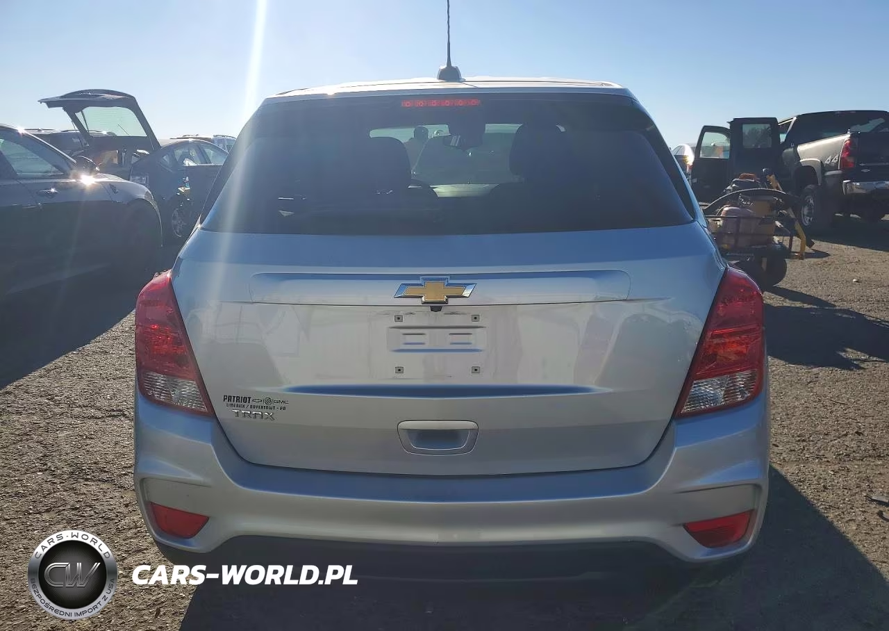 2020 Chevrolet Trax Ls VIN:3GNCJKSB6LL129248 - 6