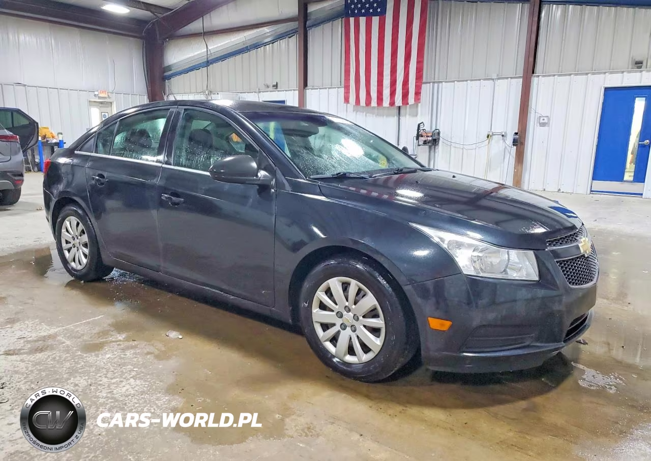 2011 Chevrolet Cruze Ls VIN:1G1PC5SH2B7149695 - 4
