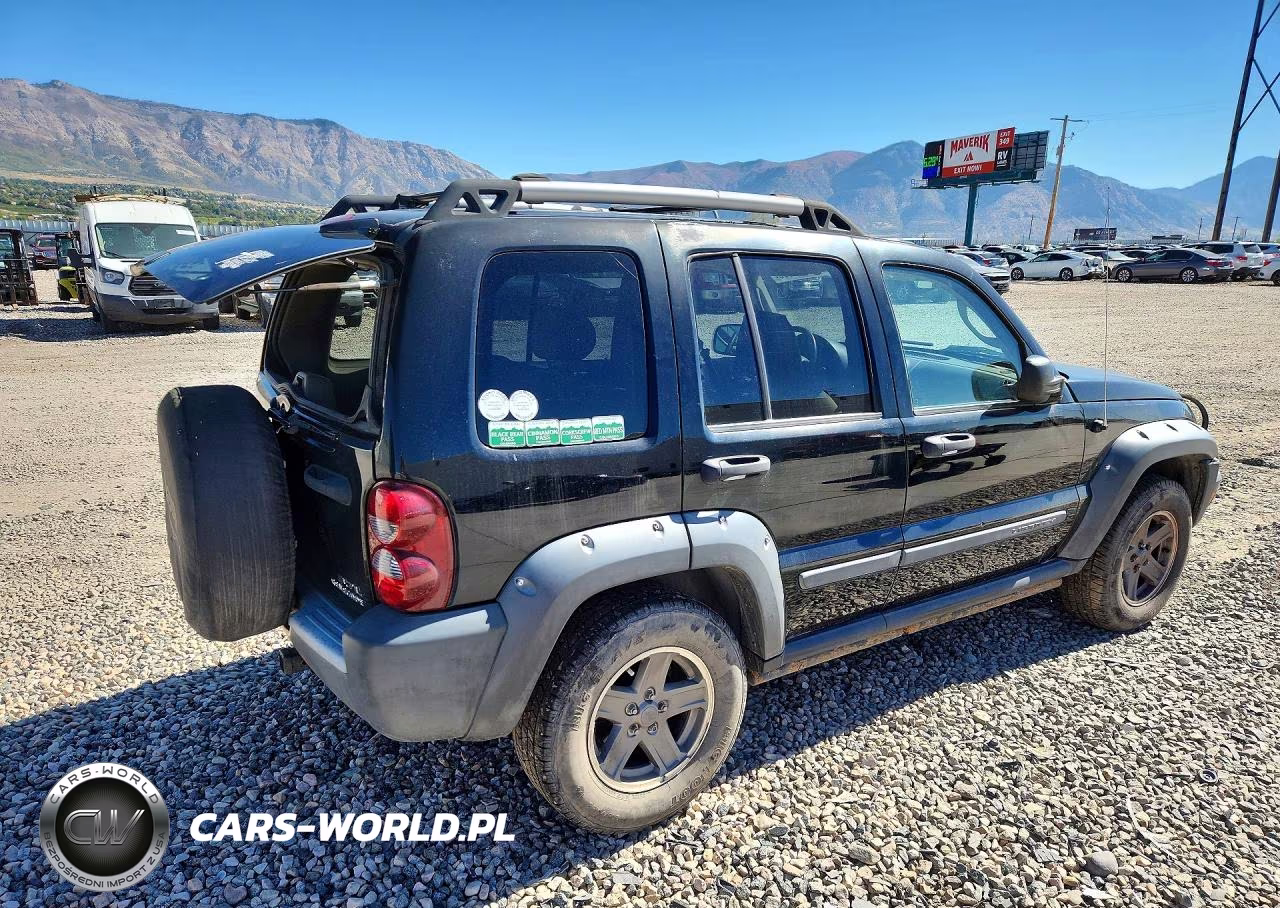 2006 Jeep Liberty Renegade VIN:1J4GL38K36W139682 - 3