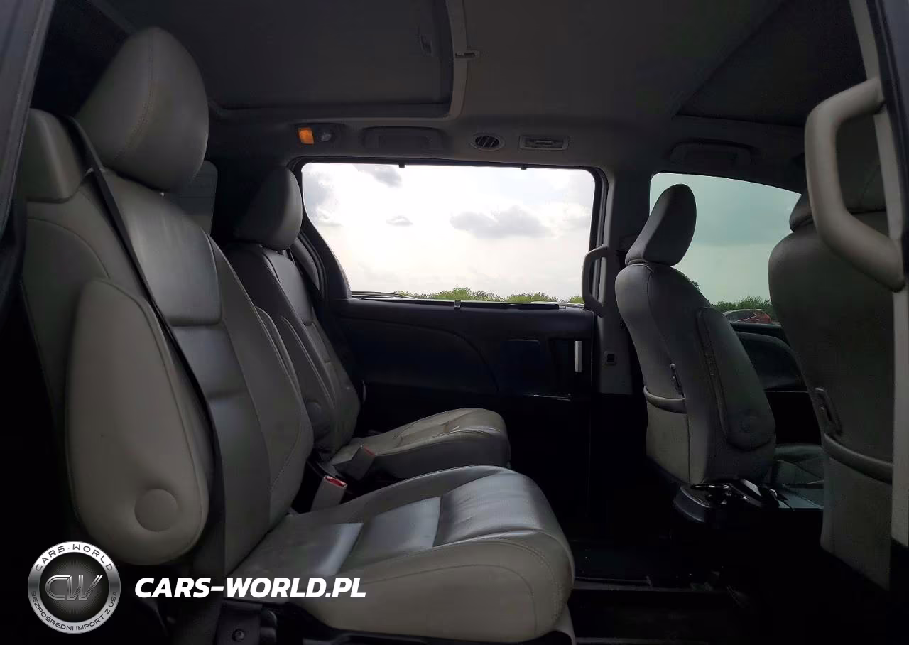 2015 Toyota Sienna Limited 7-Passenger VIN:5TDYK3DC9FS527804 - 11
