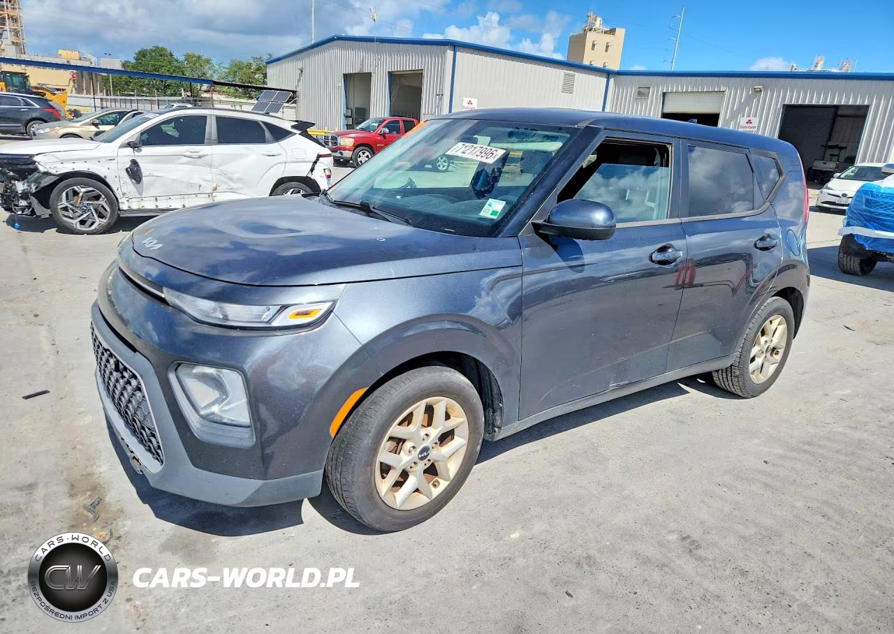 2022 Kia Soul Lx