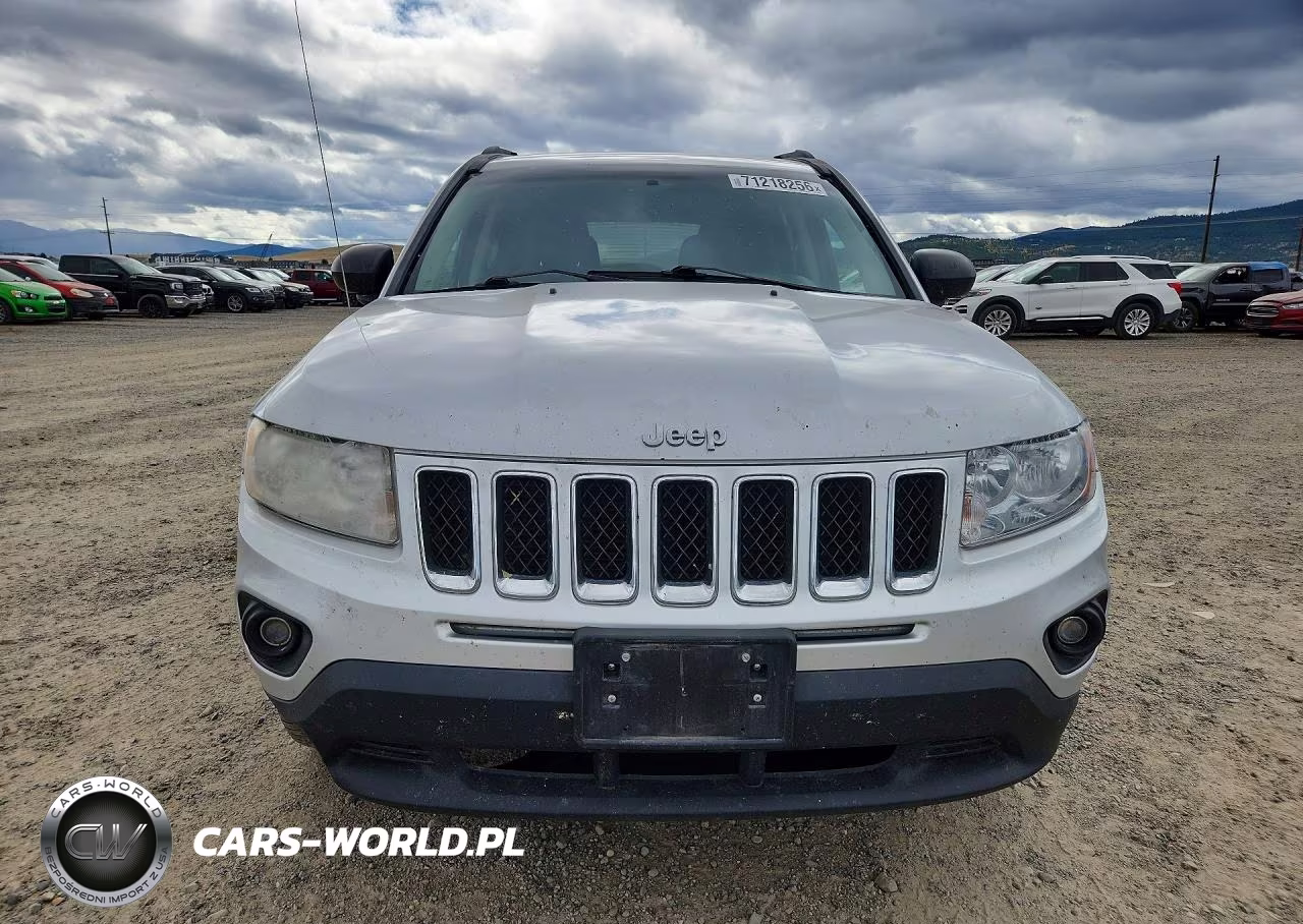 2012 Jeep Compass Sport VIN:1C4NJDBB7CD553038 - 5